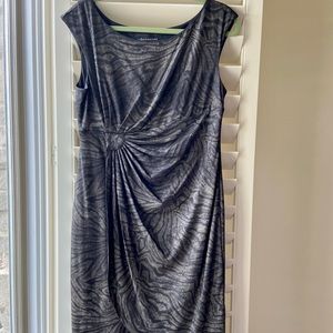 CONNECTED dress 14P. Knee length. Black/gold. Worn twice. Great condition